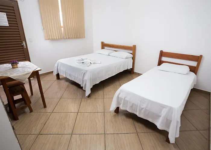 Hotel Portela III - Aprox 600m do Thermas dos Laranjais e Hot Beach